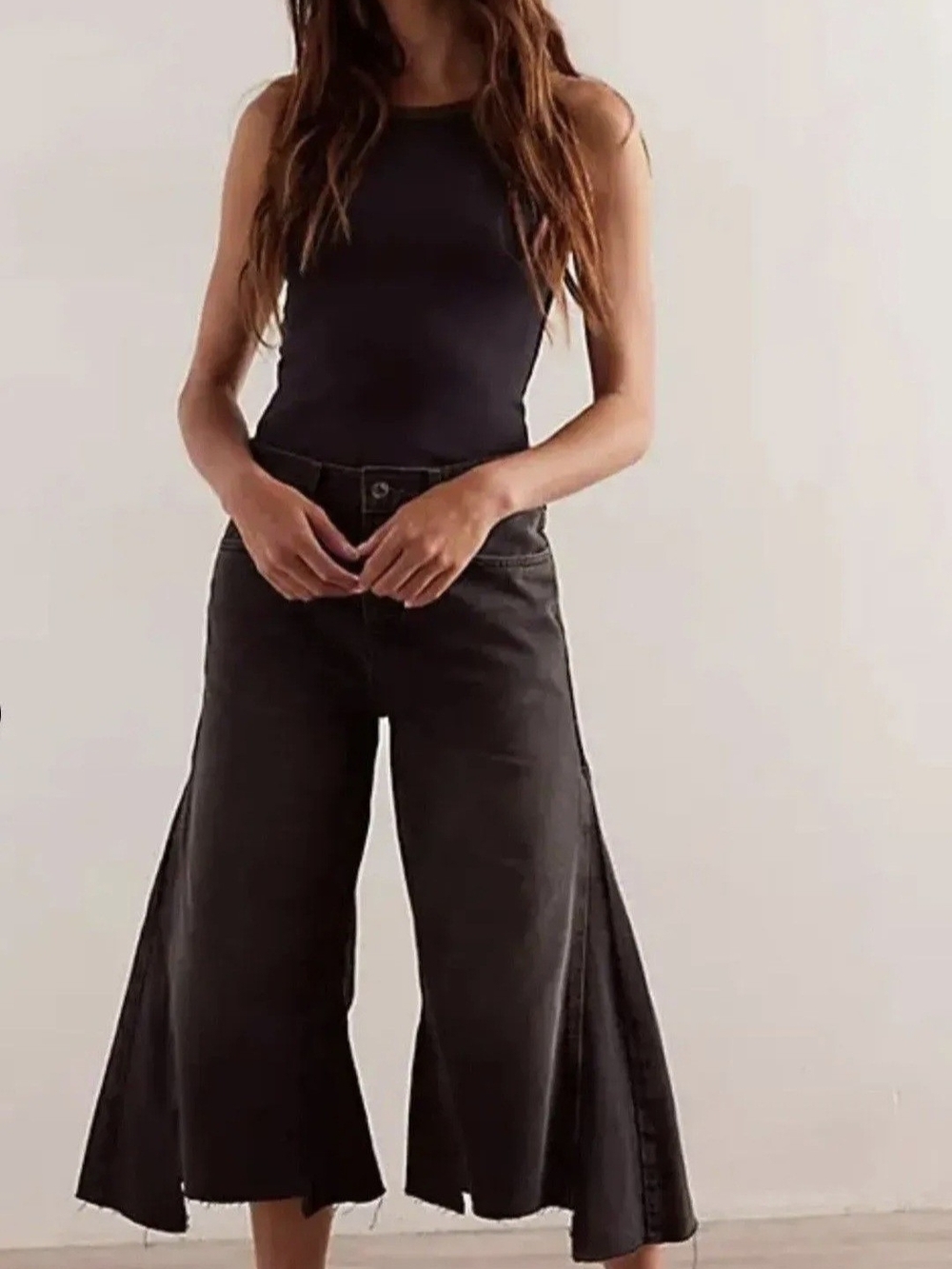 NWOT We The Free Black Wide-Leg Cropped Jeans